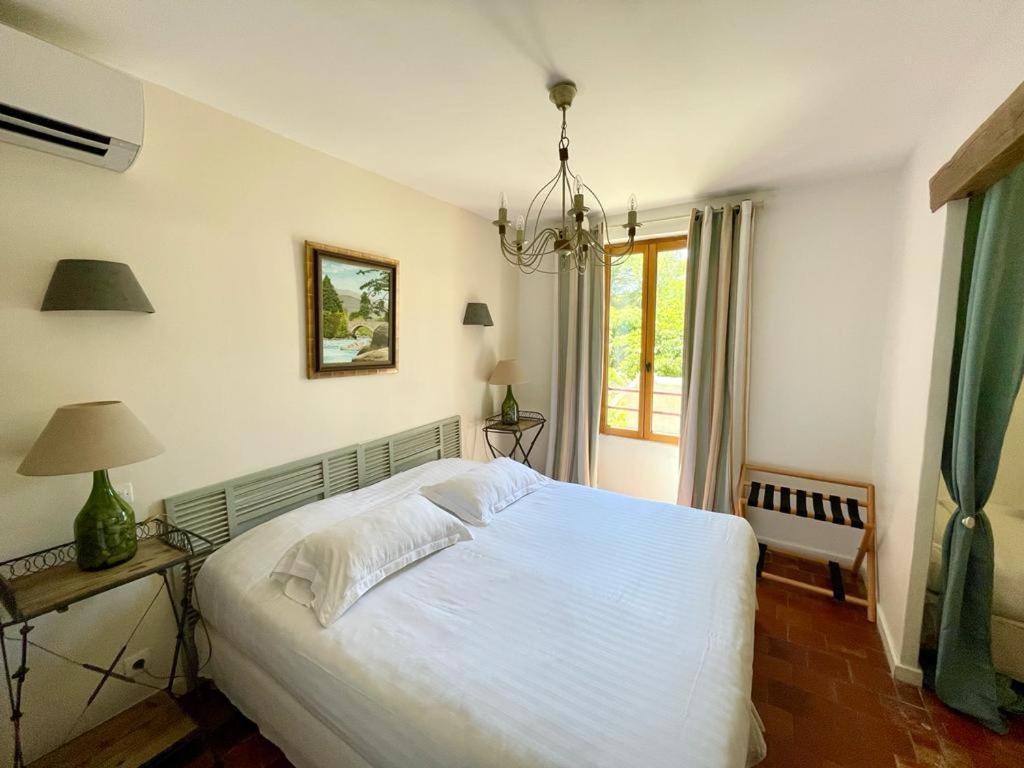Chateau Le Bouis Gruissan Oda fotoğraf